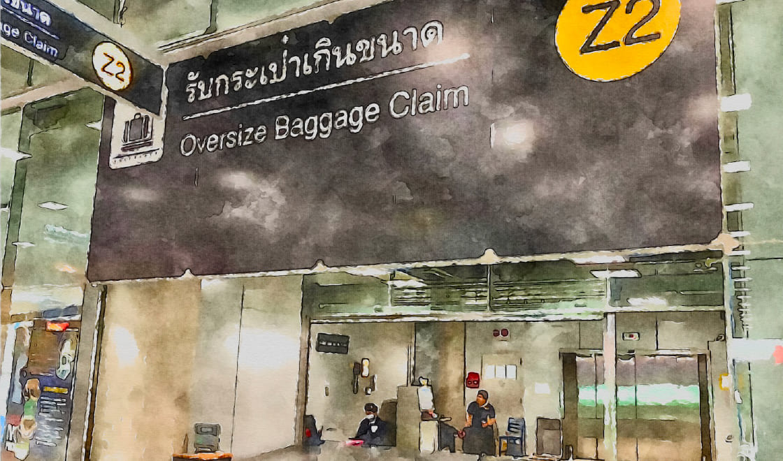 大型荷物のカウンターでペットを受け取る。